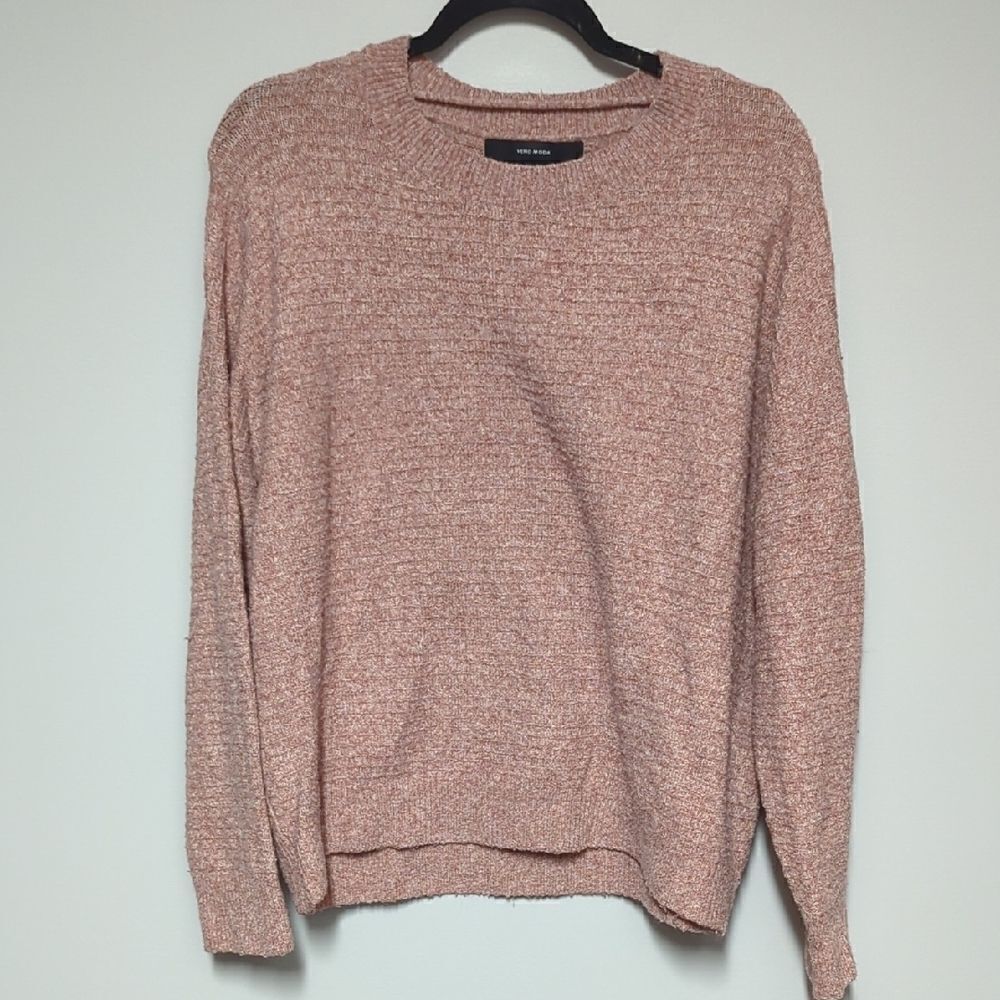 Vero Moda Cozy Pink Crew Neck Sweater with Relaxed Fit
